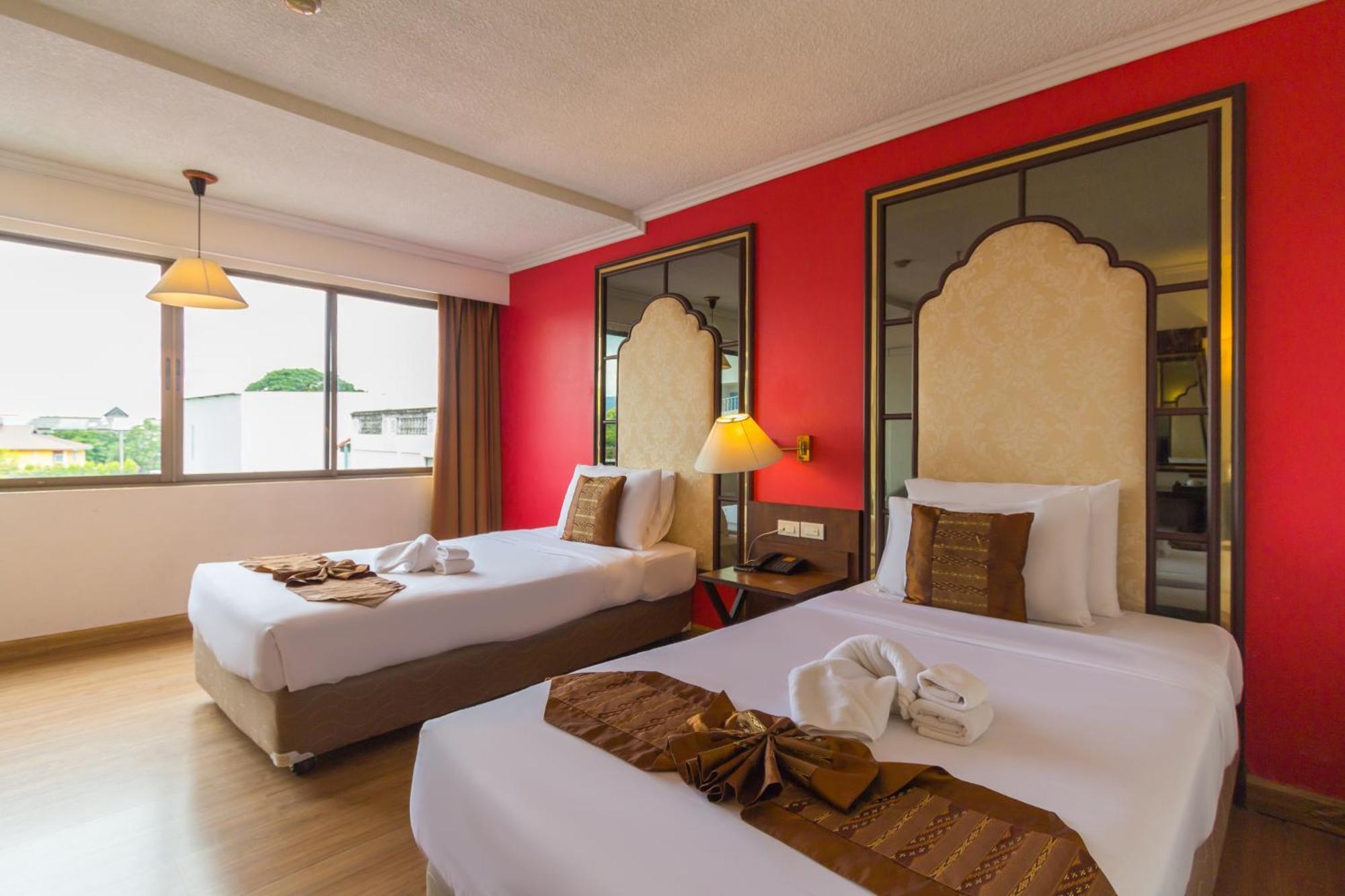 Bp Chiangmai City Hotel Chiang Mai Bagian luar foto