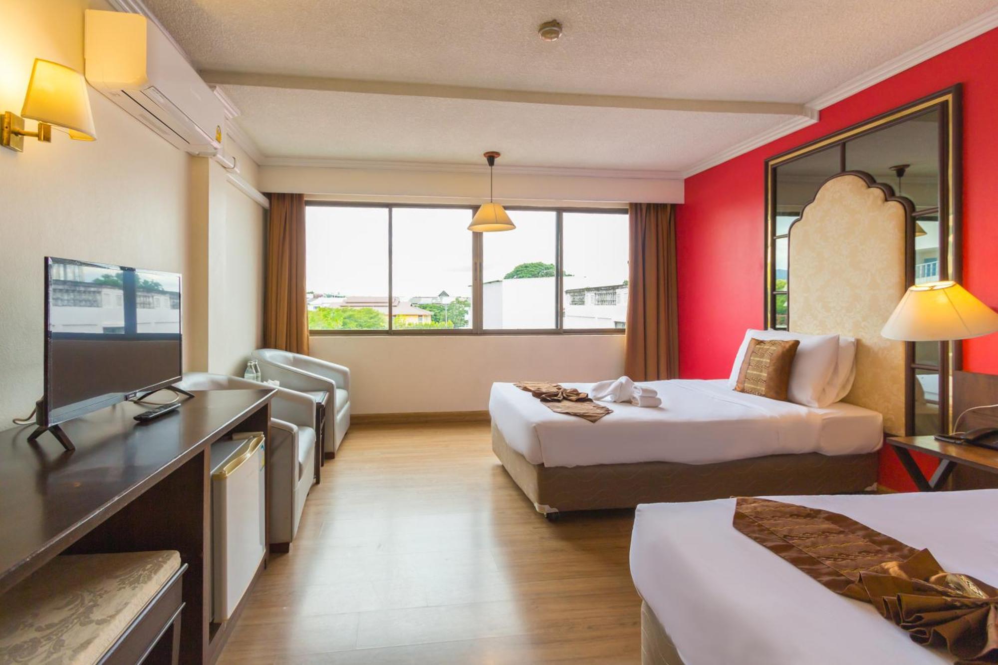 Bp Chiangmai City Hotel Chiang Mai Bagian luar foto