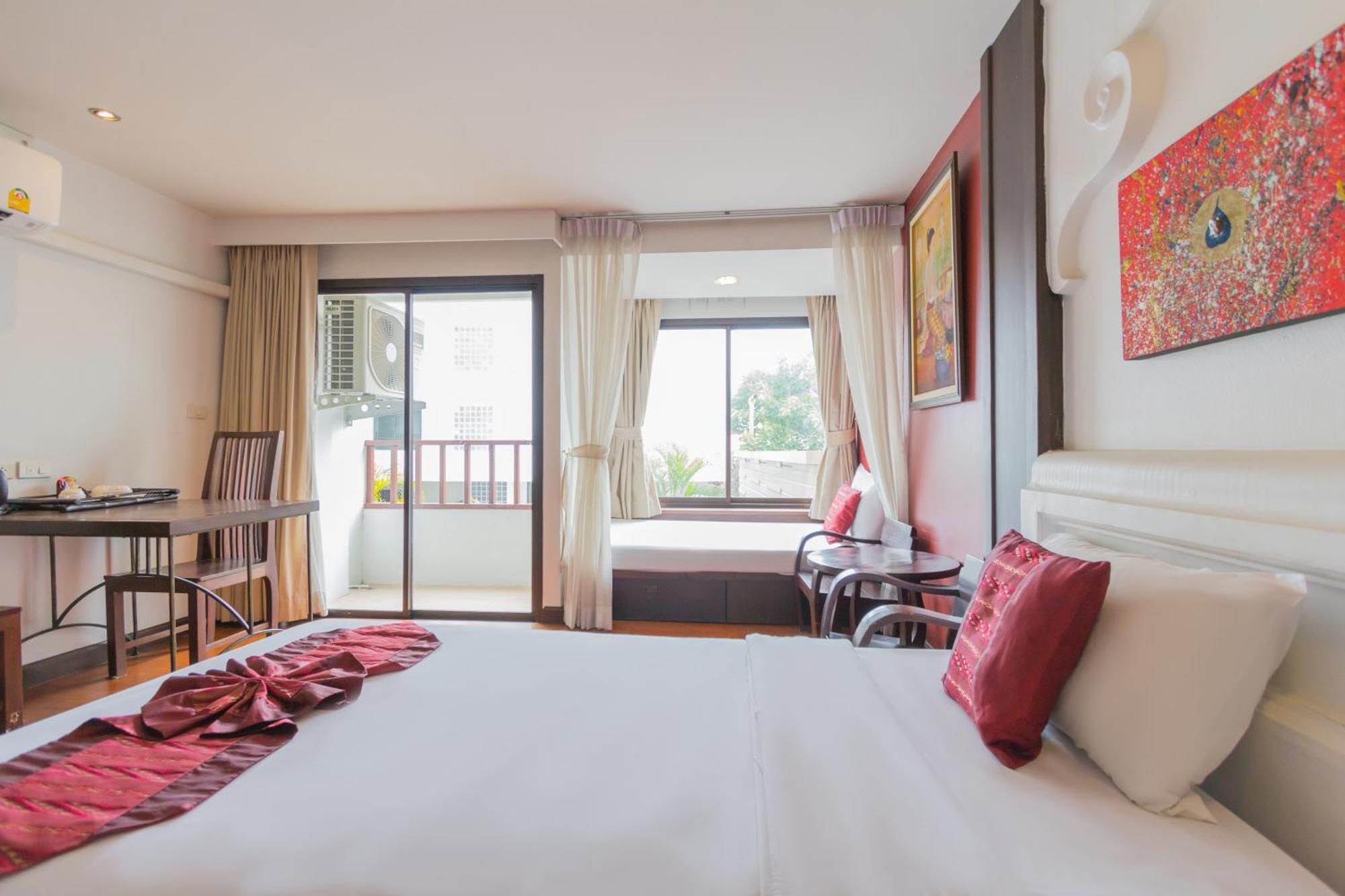 Bp Chiangmai City Hotel Chiang Mai Bagian luar foto
