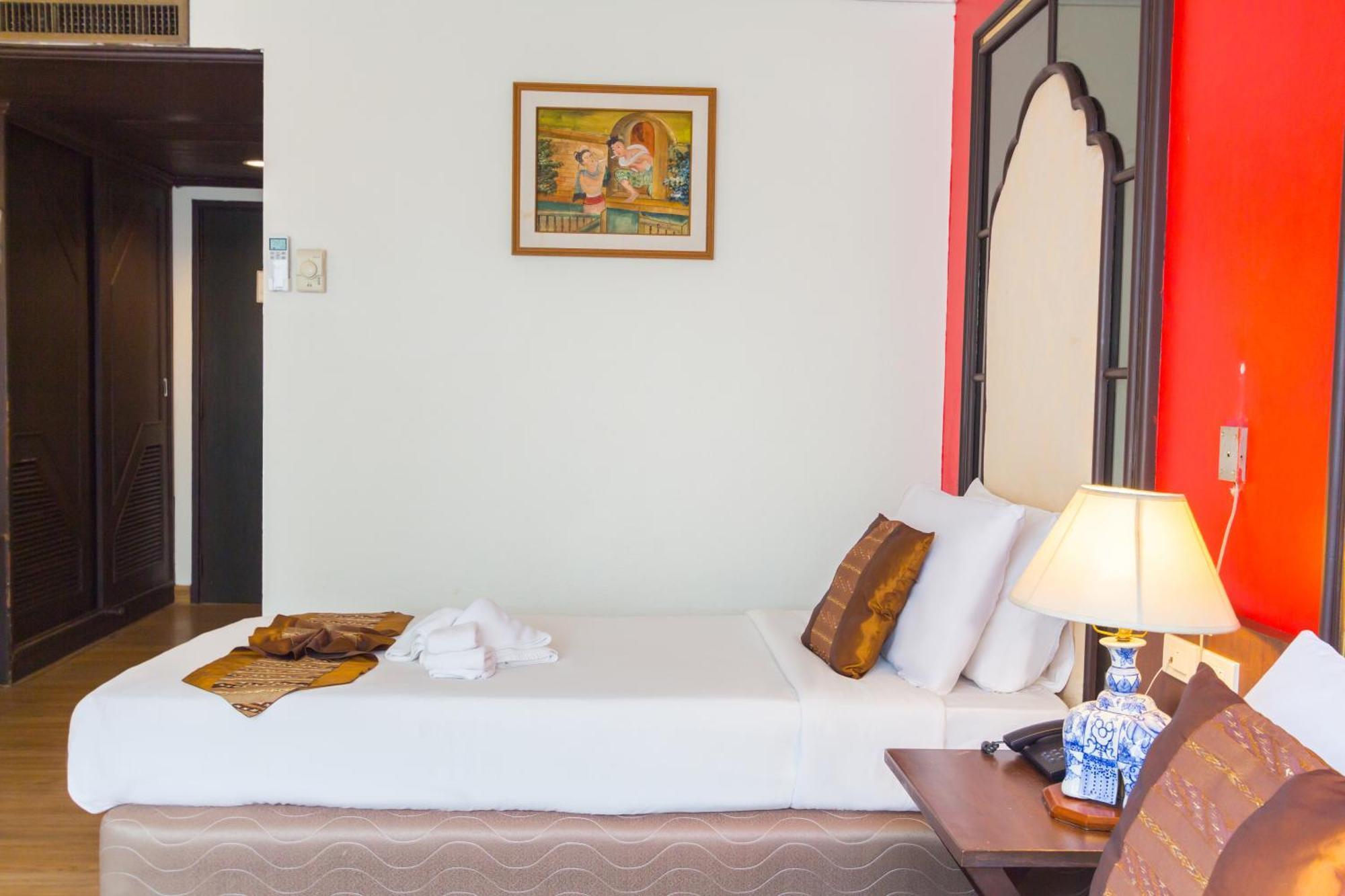 Bp Chiangmai City Hotel Chiang Mai Bagian luar foto