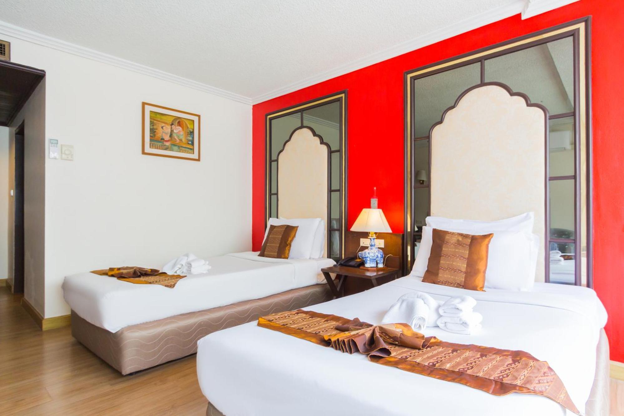 Bp Chiangmai City Hotel Chiang Mai Bagian luar foto