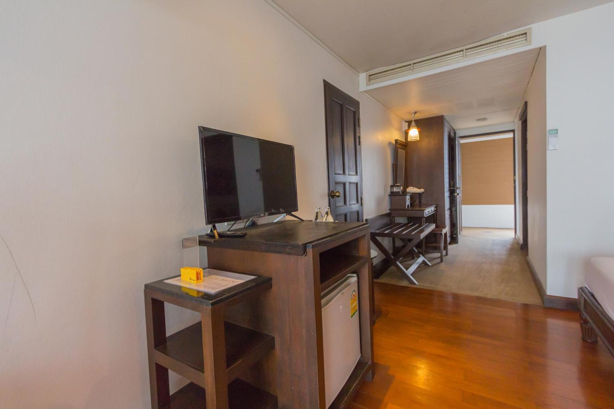 Bp Chiangmai City Hotel Chiang Mai Bagian luar foto
